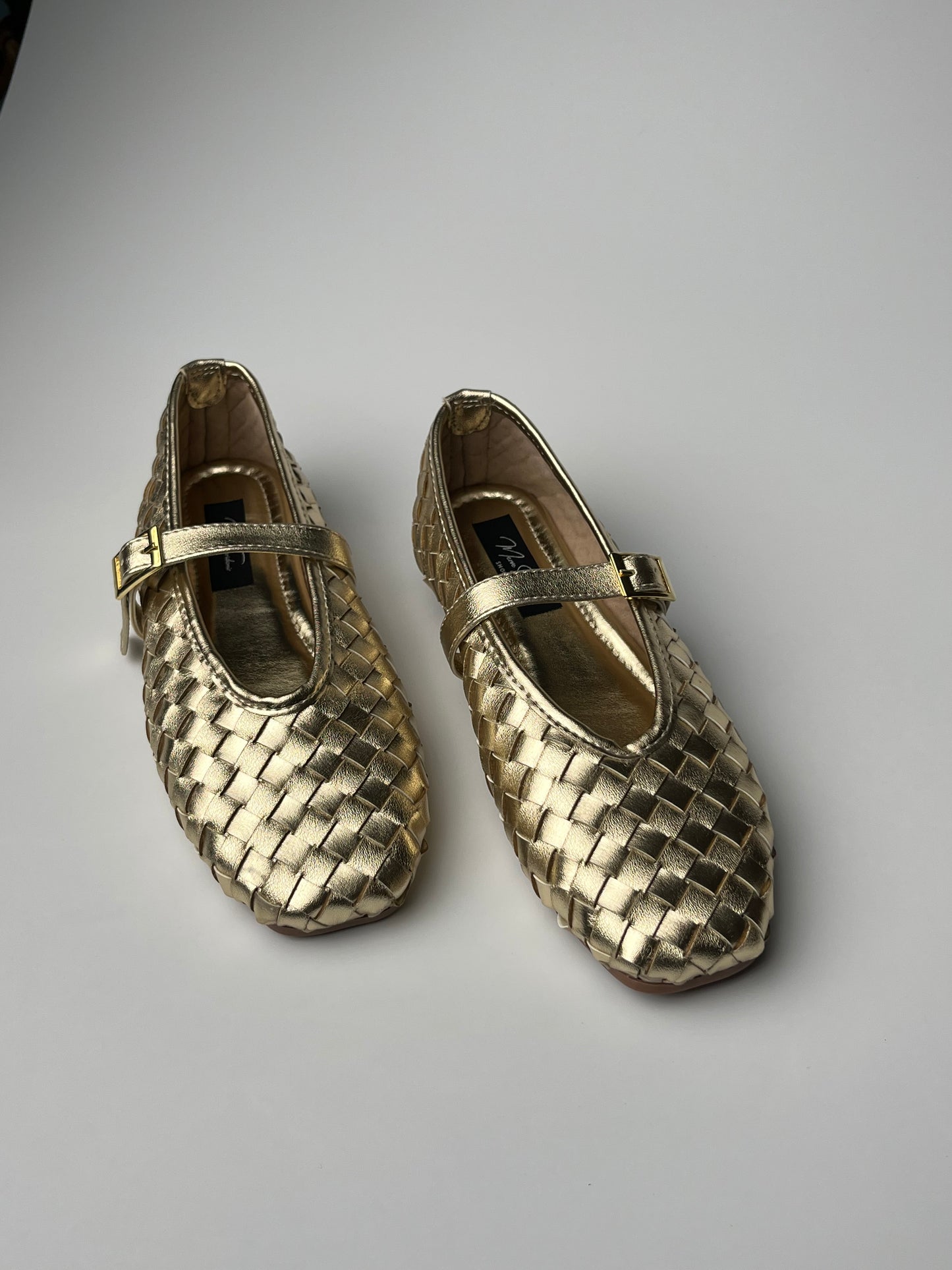 Gold Renk Örgü Detaylı Babet