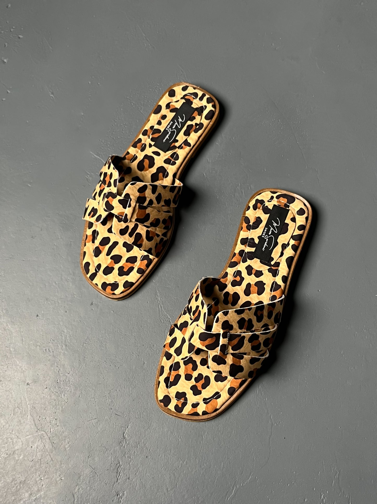 Leopar Desenli Örgü Bantlı Terlik