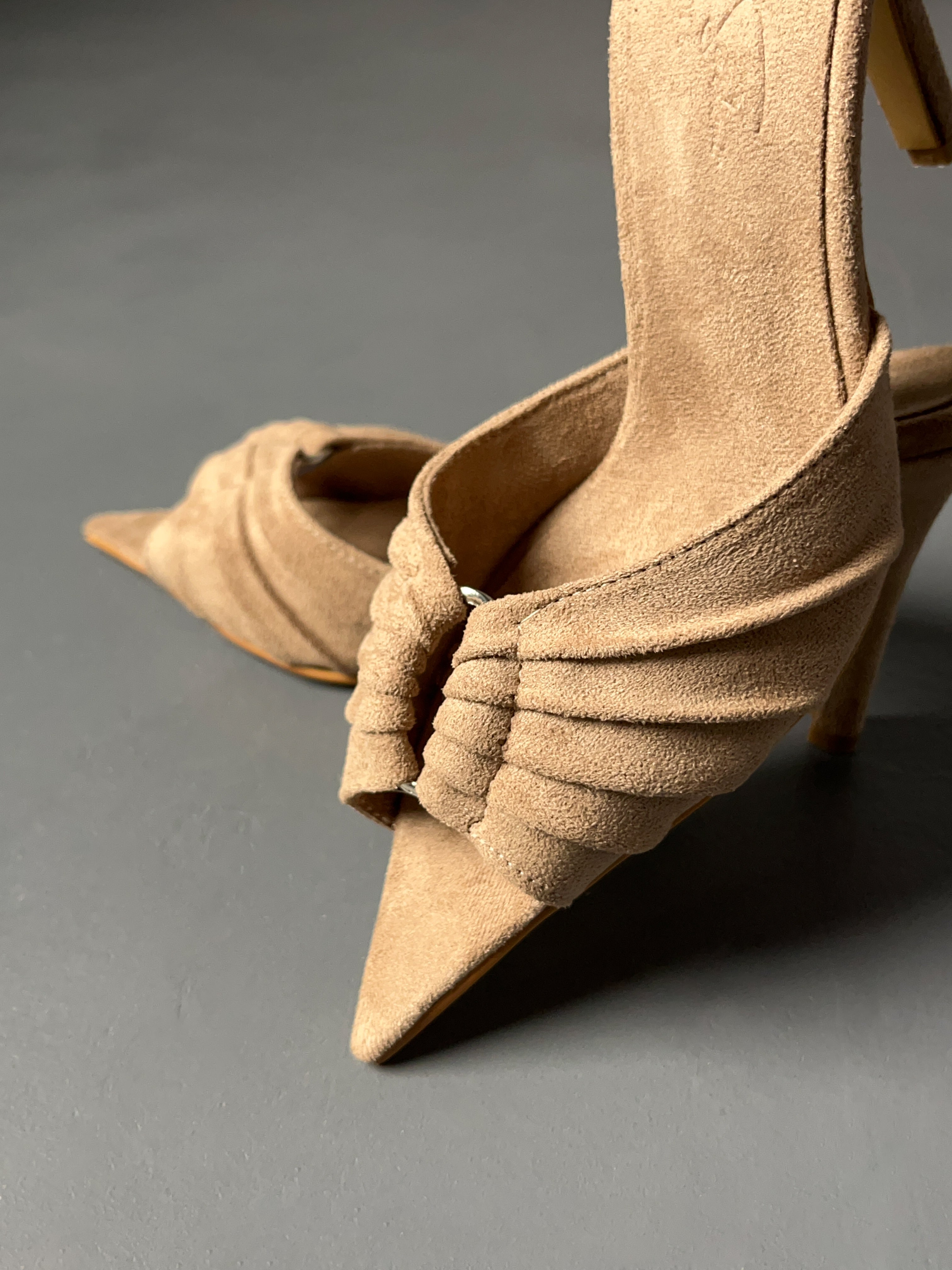 Vizon Süet İnce Topuklu Terlik