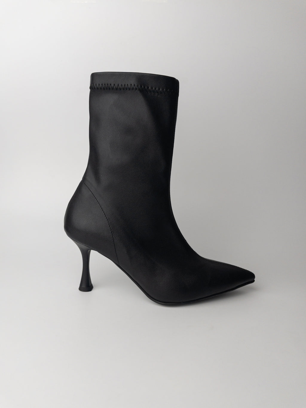 Siyah İnce Topuk Streç Bot – 8 cm Topuk