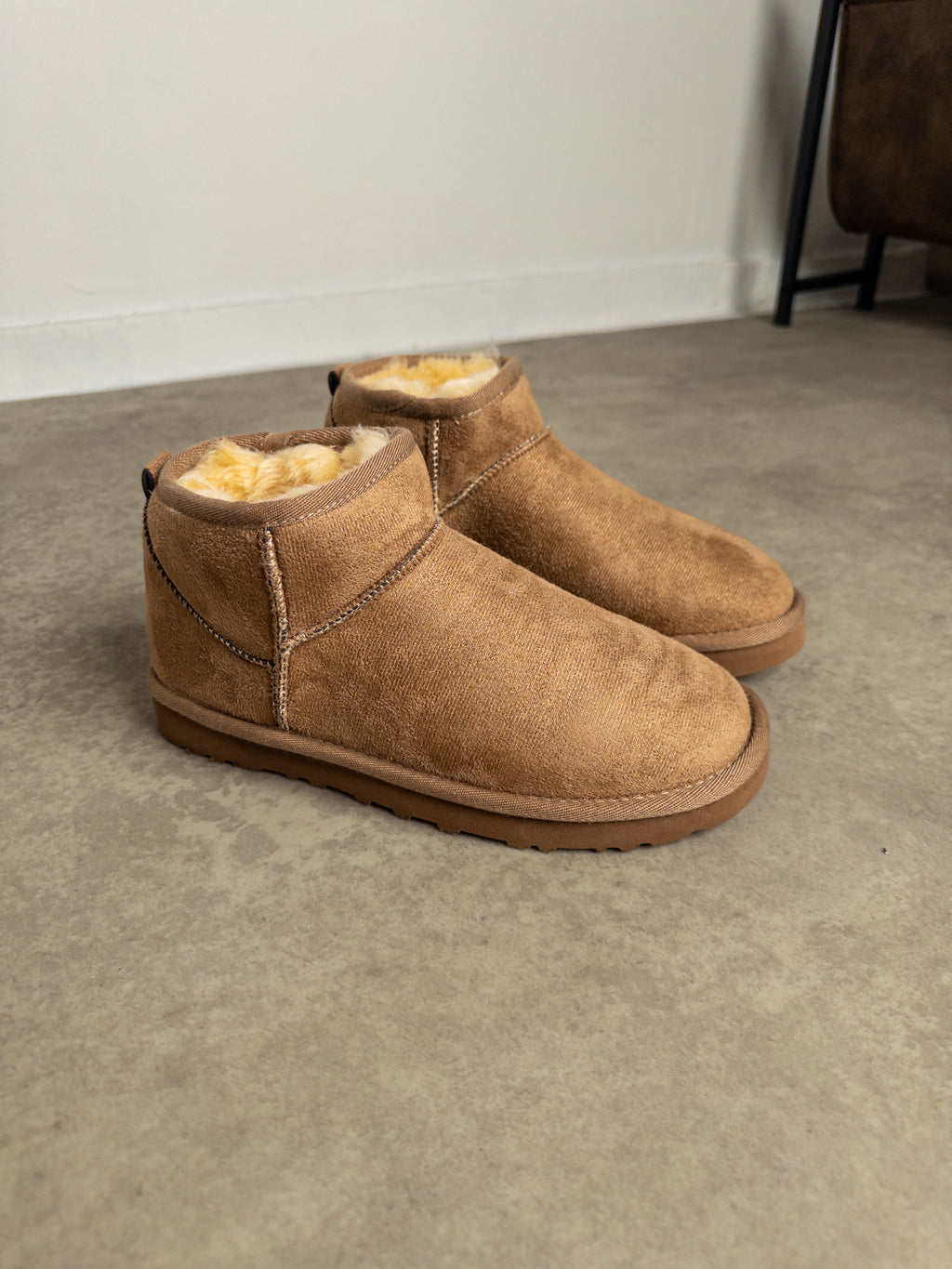 Vizon İnce Taban Peluş Bot