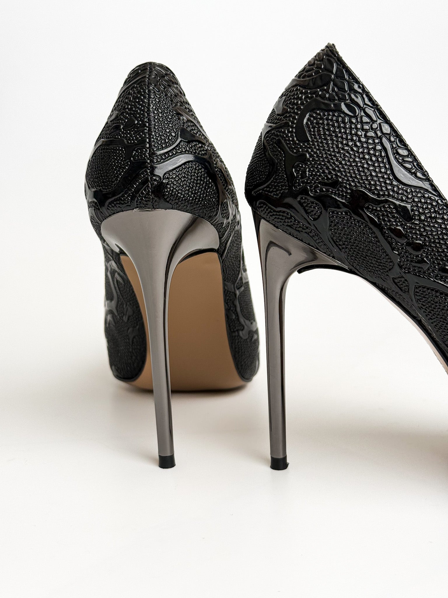 Siyah Özel Dokulu Stiletto – 10 cm Topuk
