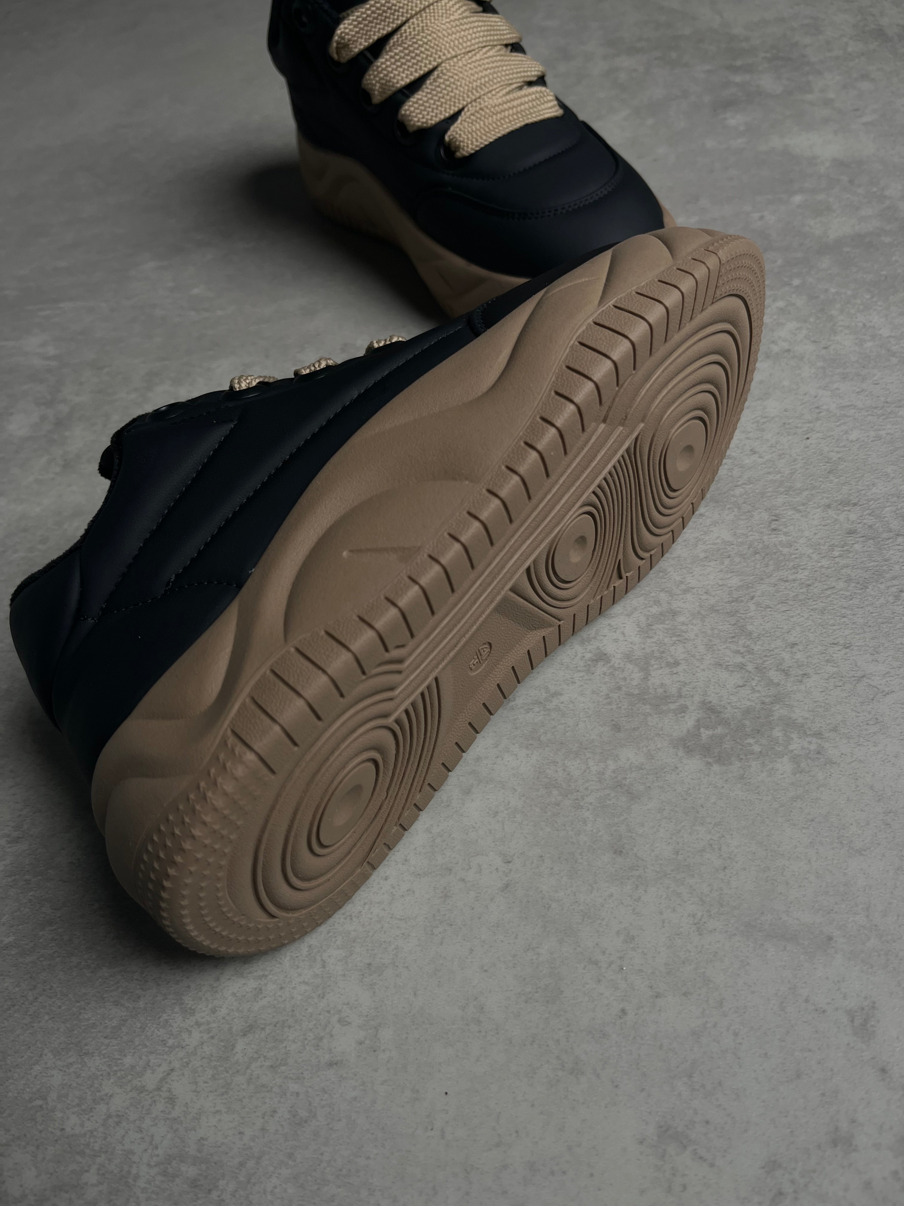 Siyah Kürklü Kalın Taban Sneaker