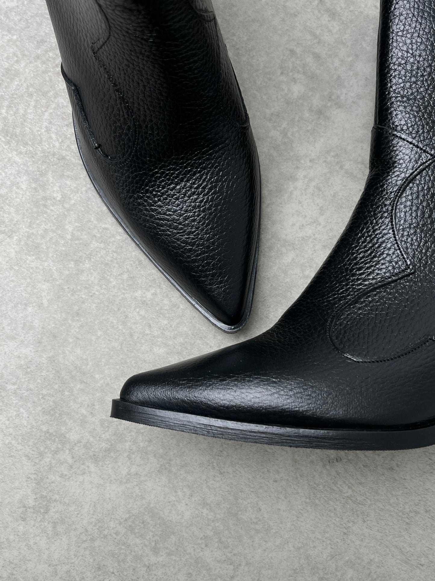 Hakiki Deri Siyah Western Kısa Çizme