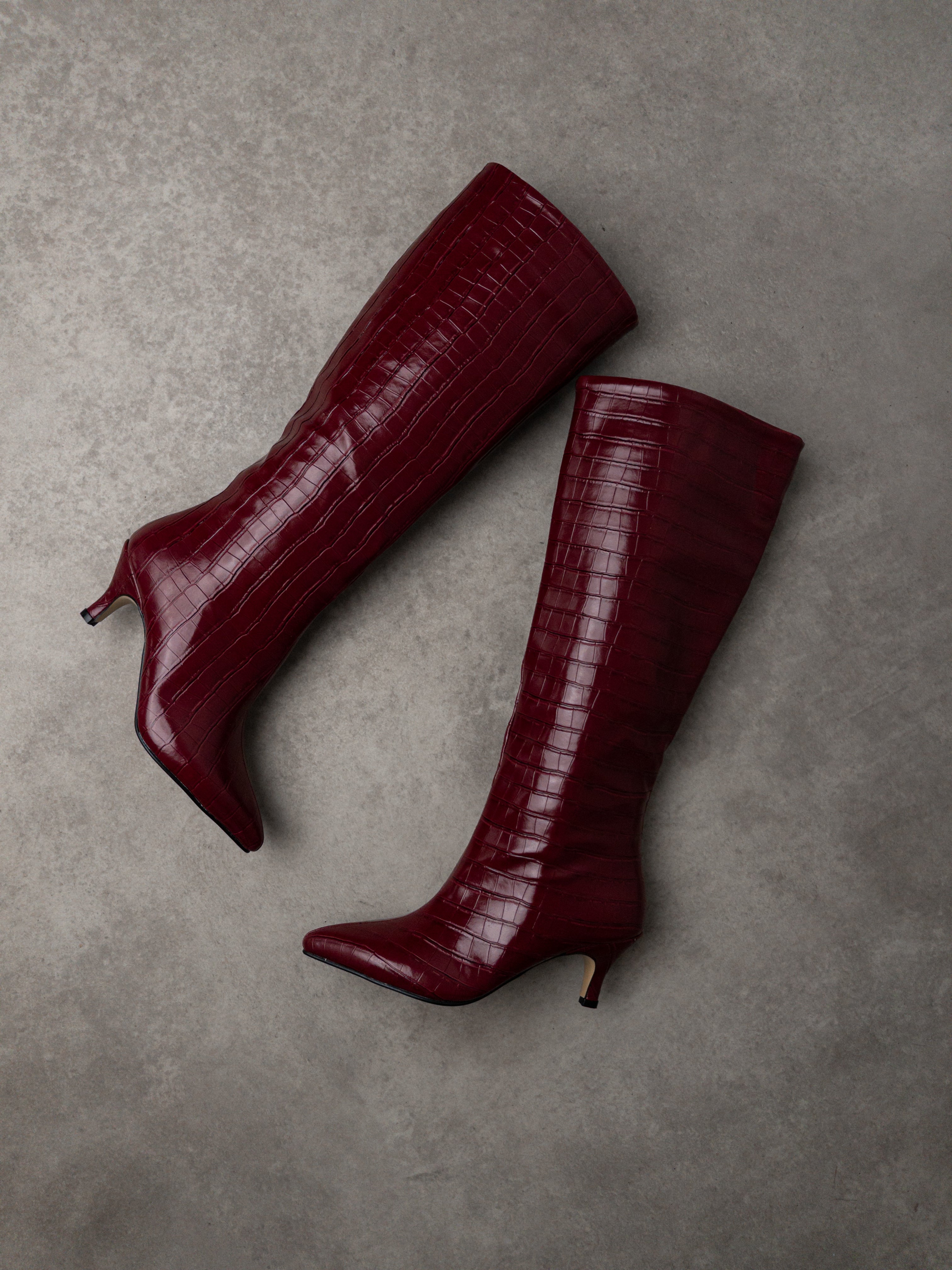 Bordo Krokodil Desenli Çizme