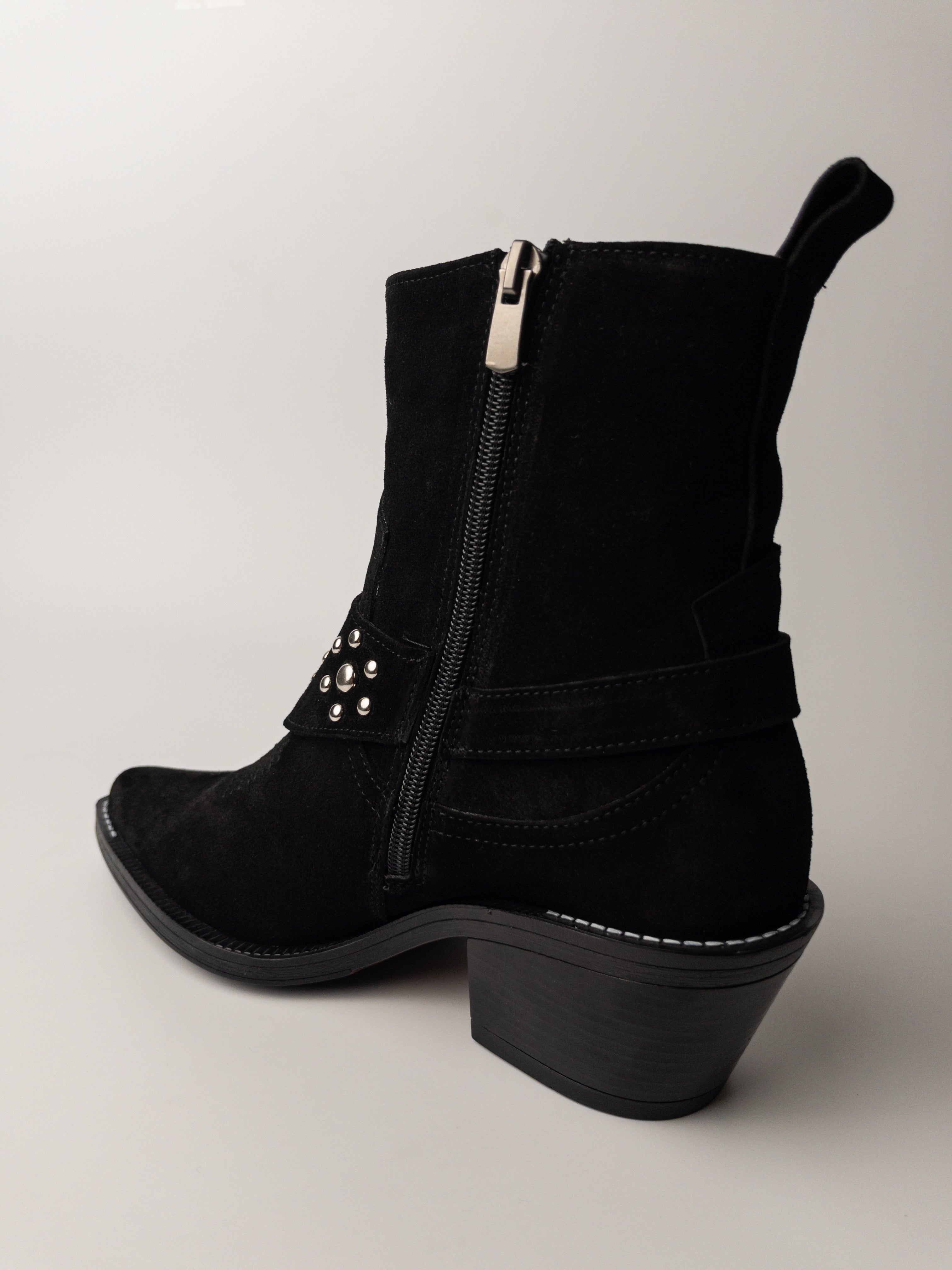 Siyah Hakiki Deri Western Bot – Stud Detaylı