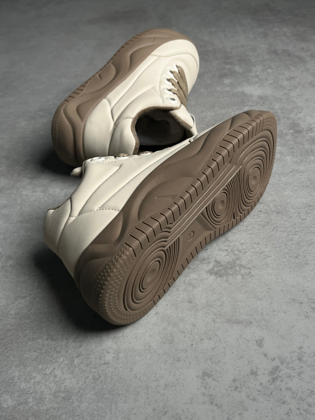 Bej Kürklü Kalın Taban Sneaker