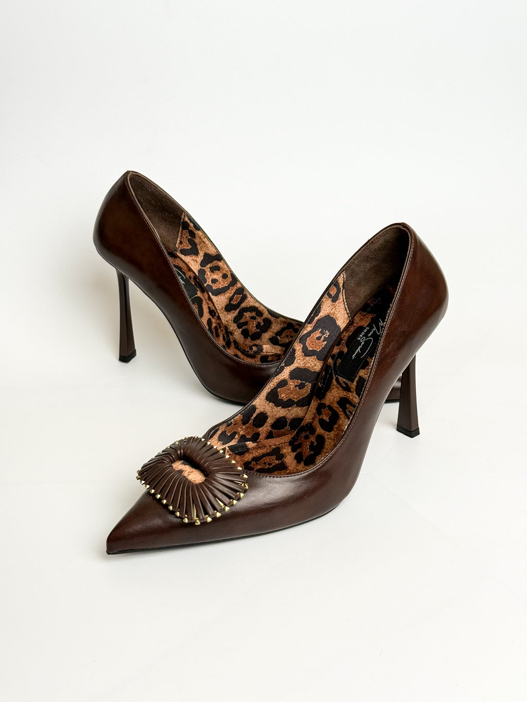 Acı Kahve Hakiki Deri 10 cm Stiletto – Leopar İç Taban & Gold Detaylı Toka Aksesuar