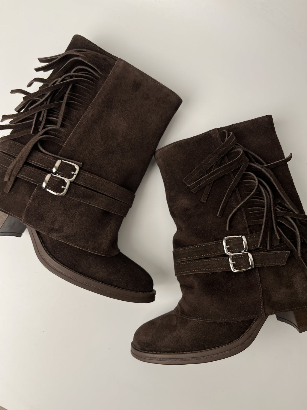 Acı Kahve Süet Tokalı Hakiki Deri Mini Bot – 7 cm Topuk