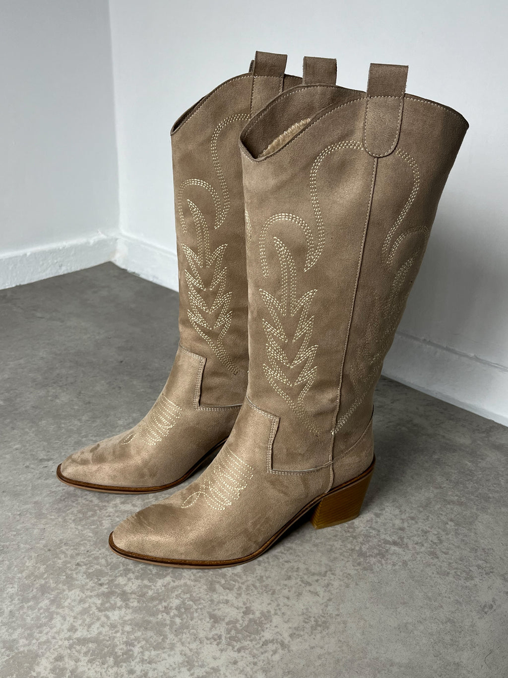 Vizon Süet Western Topuklu Çizme