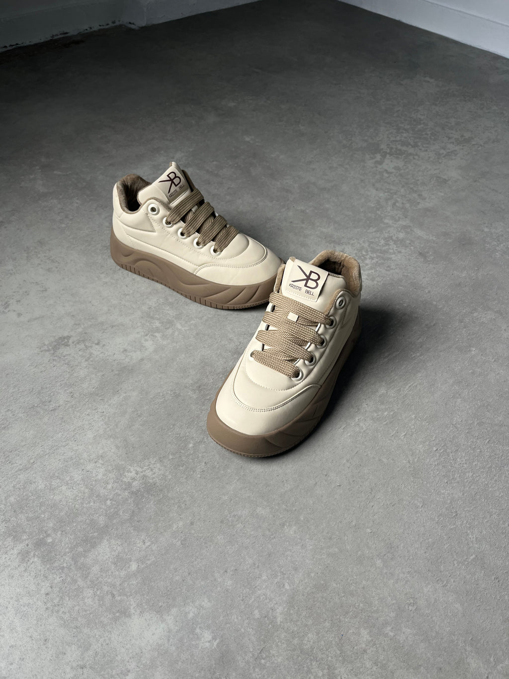 Bej Kürklü Kalın Taban Sneaker