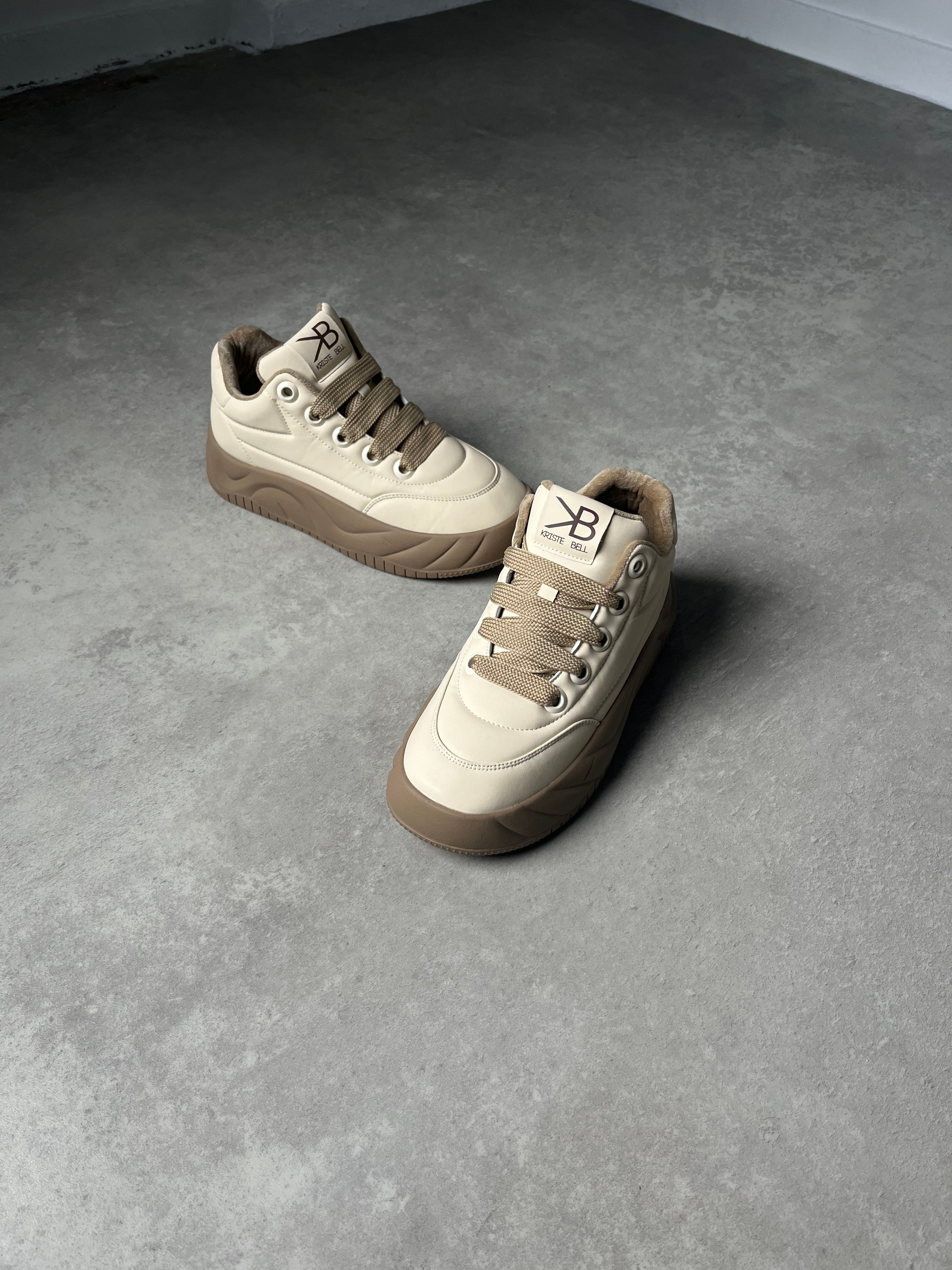 Bej Kürklü Kalın Taban Sneaker