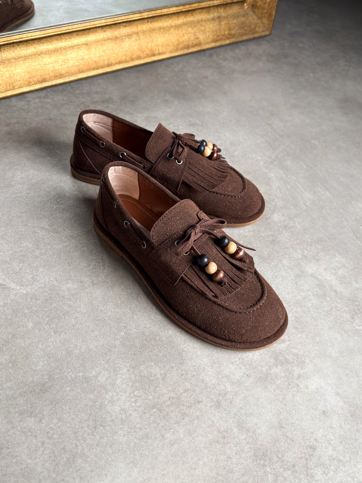 Kahverengi püskül & boncuk detaylı loafer ayakkabı