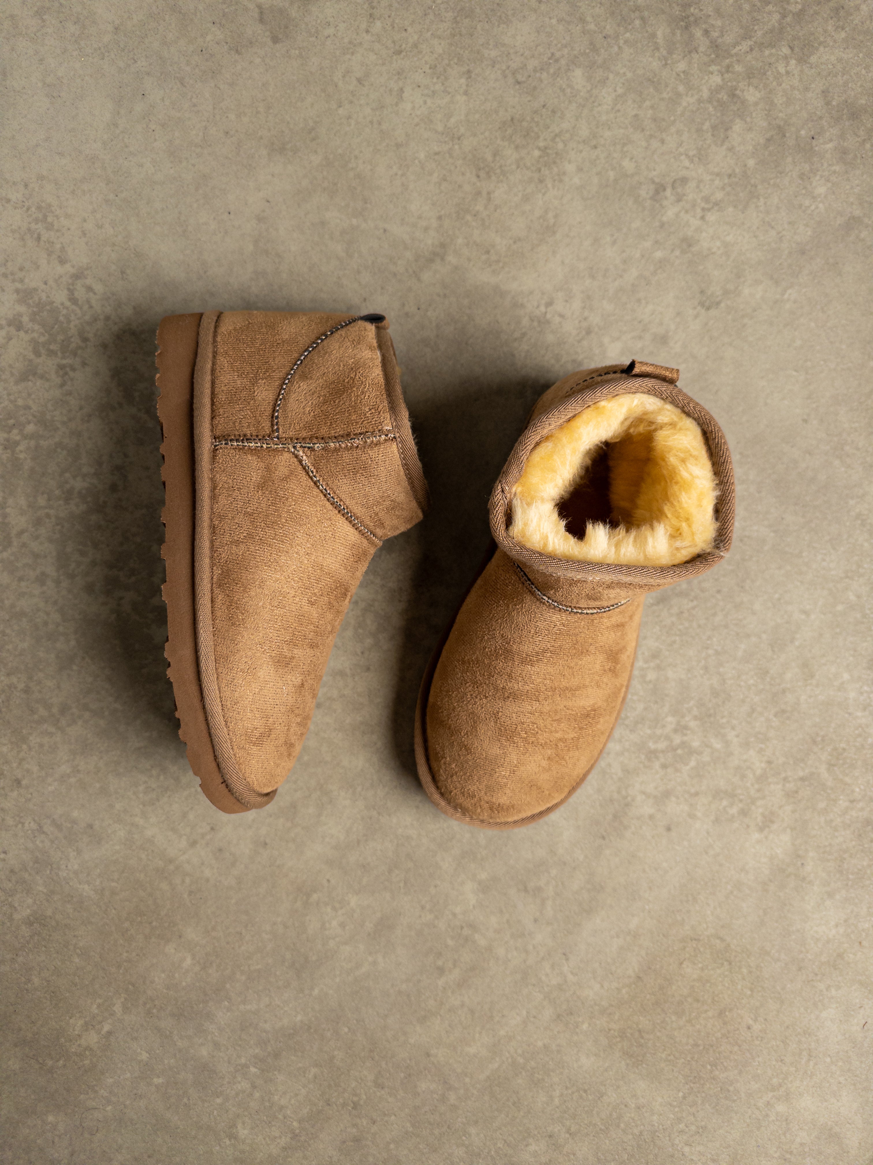 Vizon İnce Taban Peluş Bot