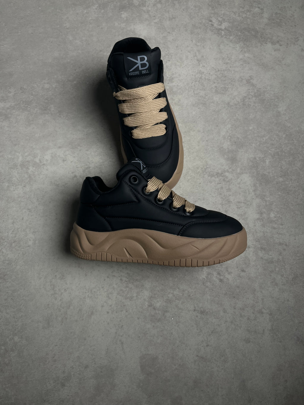 Siyah Kürklü Kalın Taban Sneaker