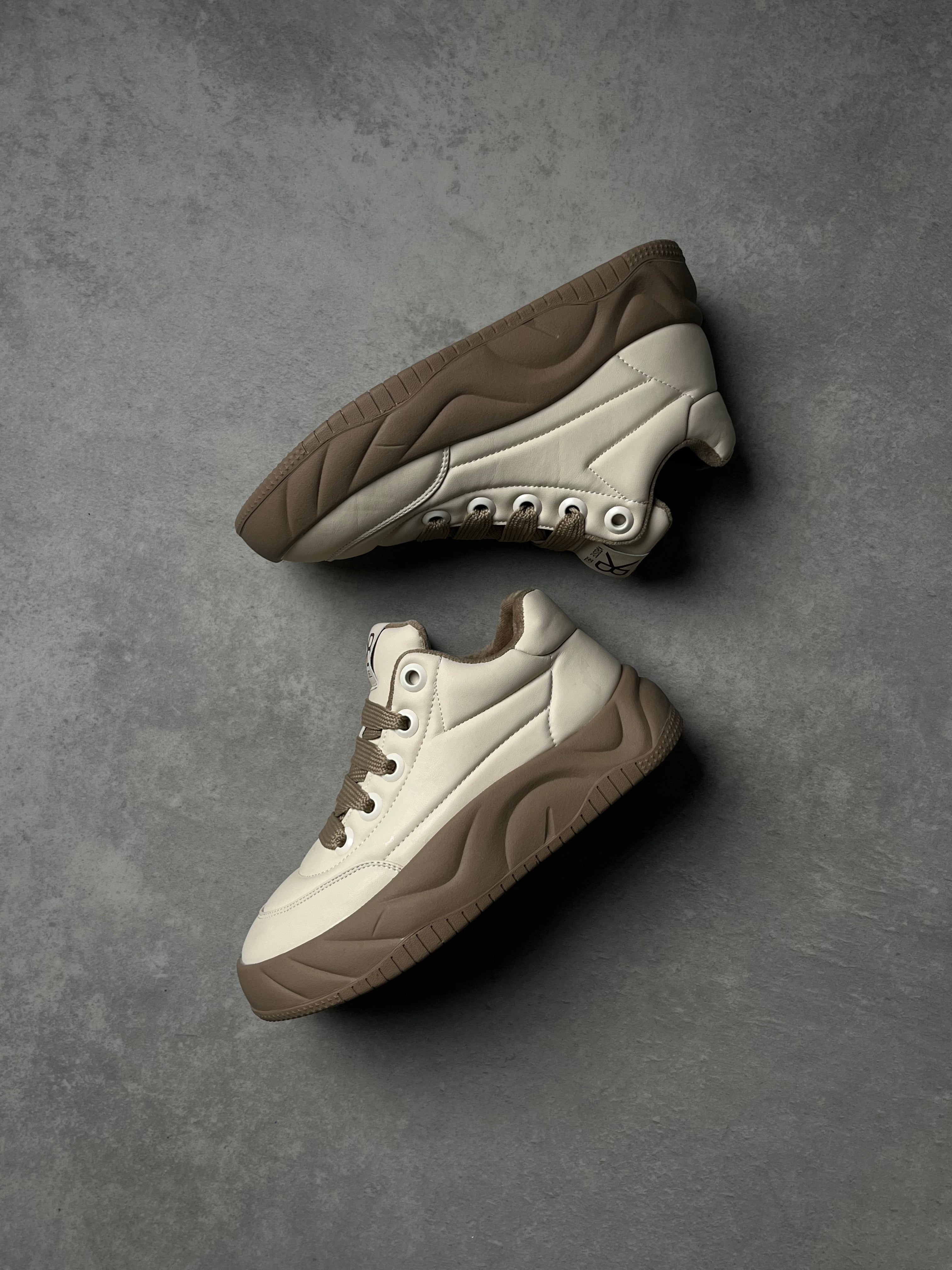 Bej Kürklü Kalın Taban Sneaker