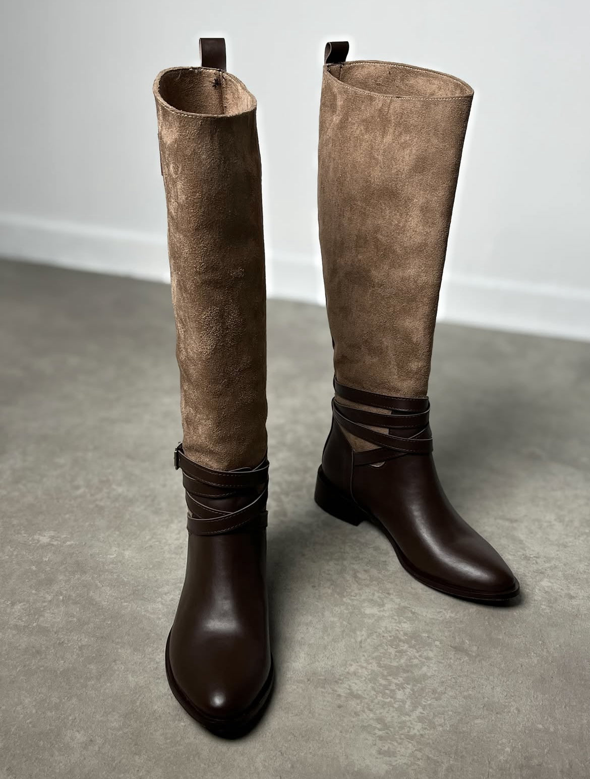 Kahverengi Binici Çizme – Süet & Deri Dokulu Kombin Model