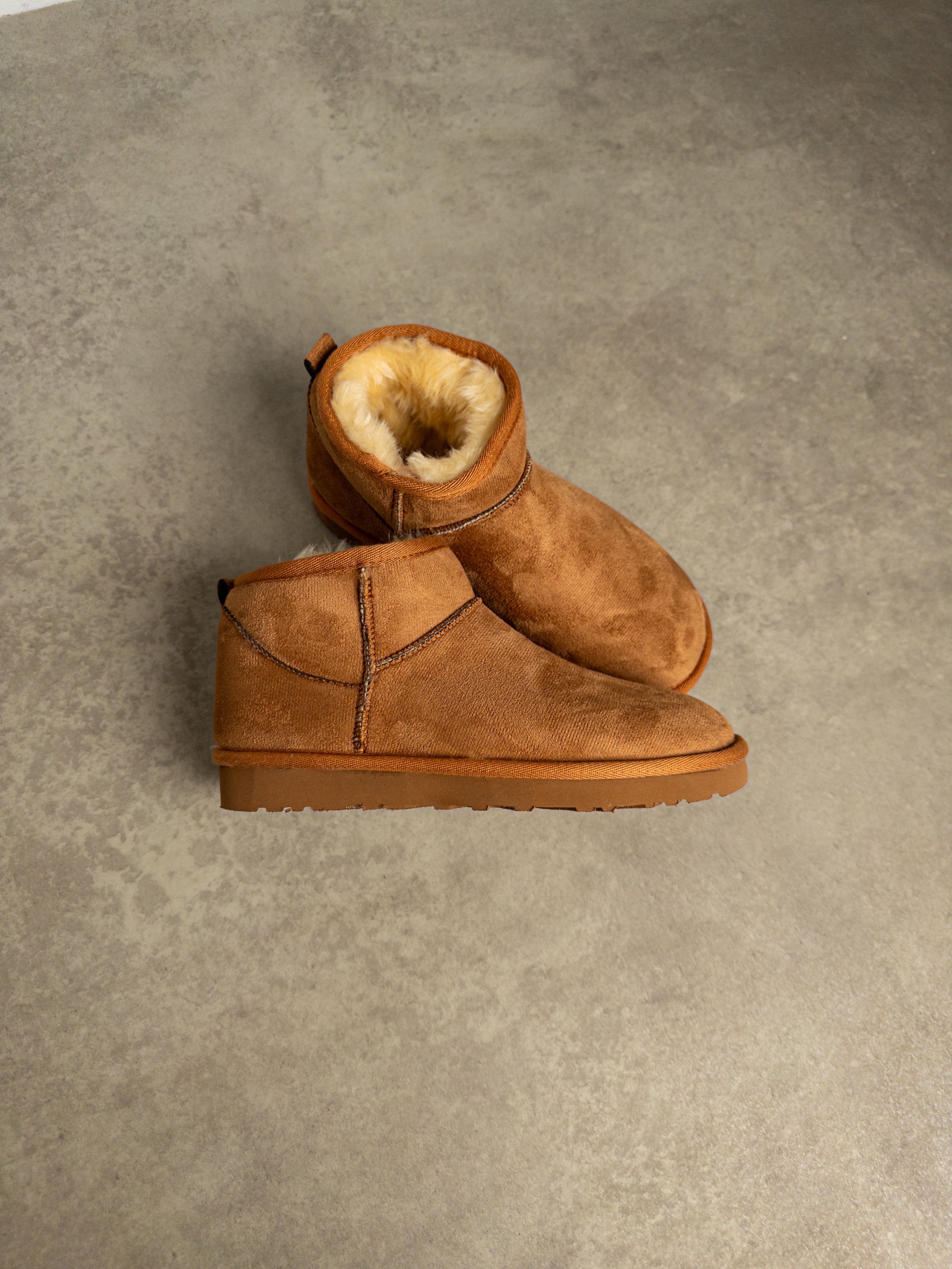 Taba İnce Taban Peluş Bot