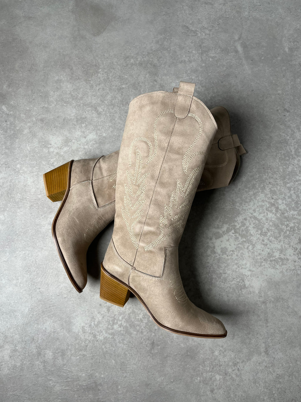 Vizon Süet Western Topuklu Çizme