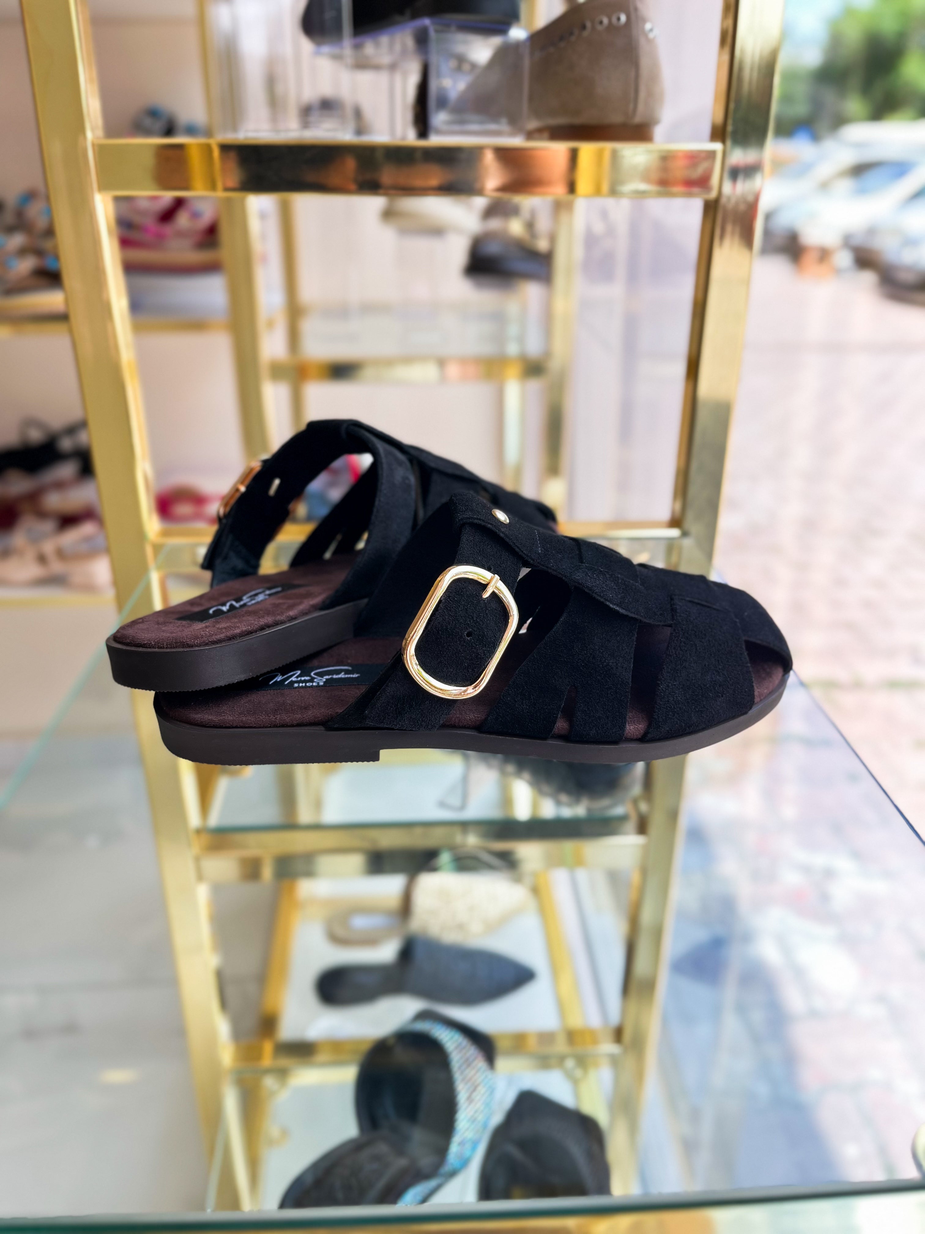 Hakiki Süet Siyah Terlik – Toka Detaylı