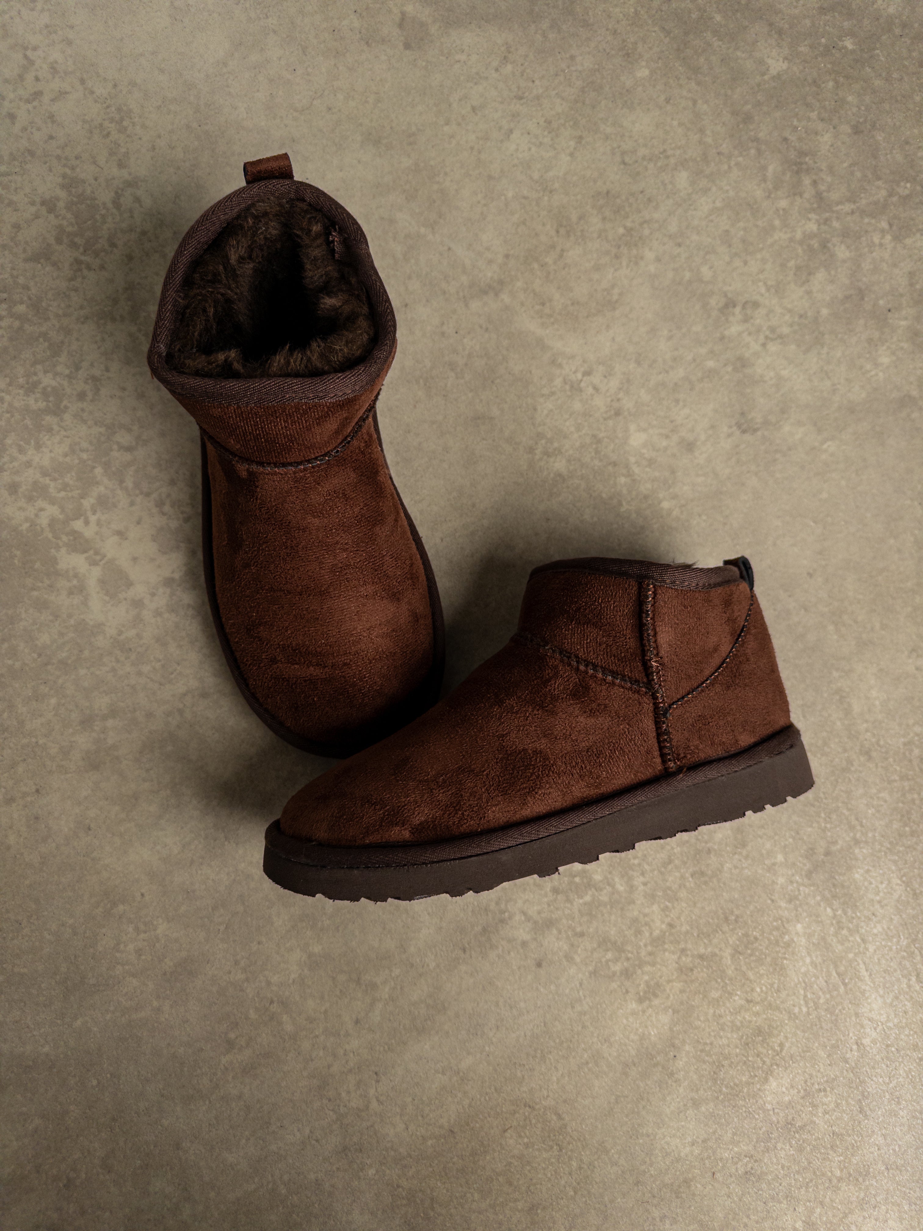 Acı Kahve İnce Taban Peluş Bot