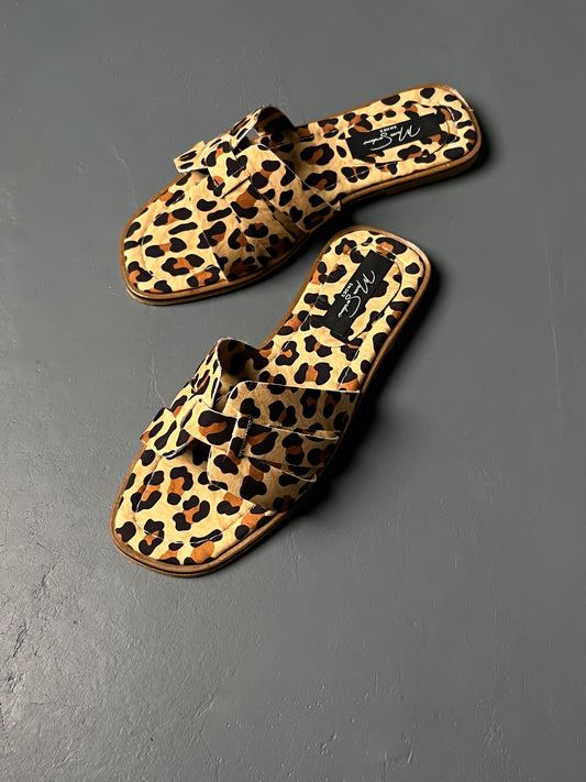 Leopar Desenli Örgü Bantlı Terlik