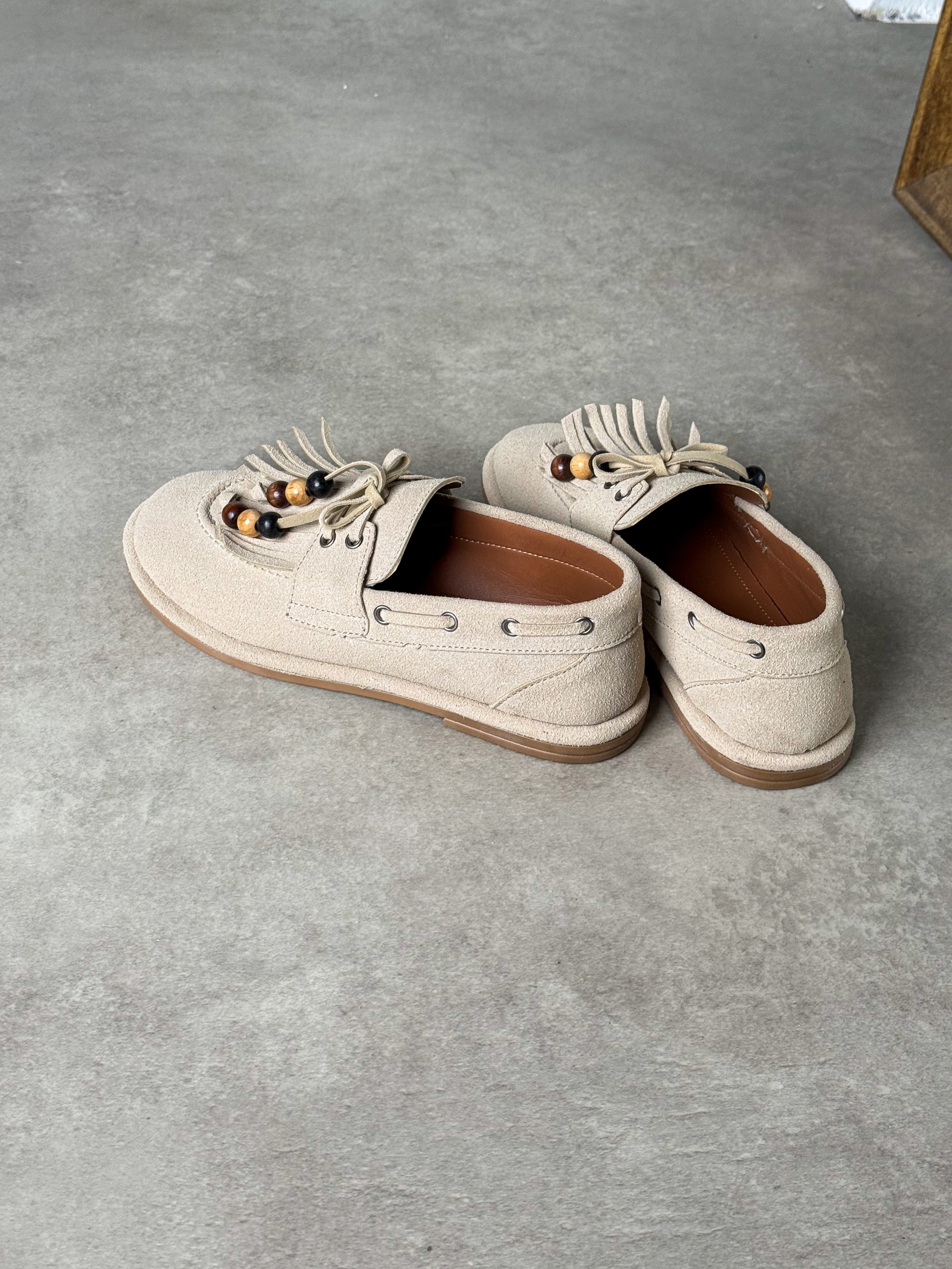 Krem püskül & boncuk detaylı loafer ayakkabı