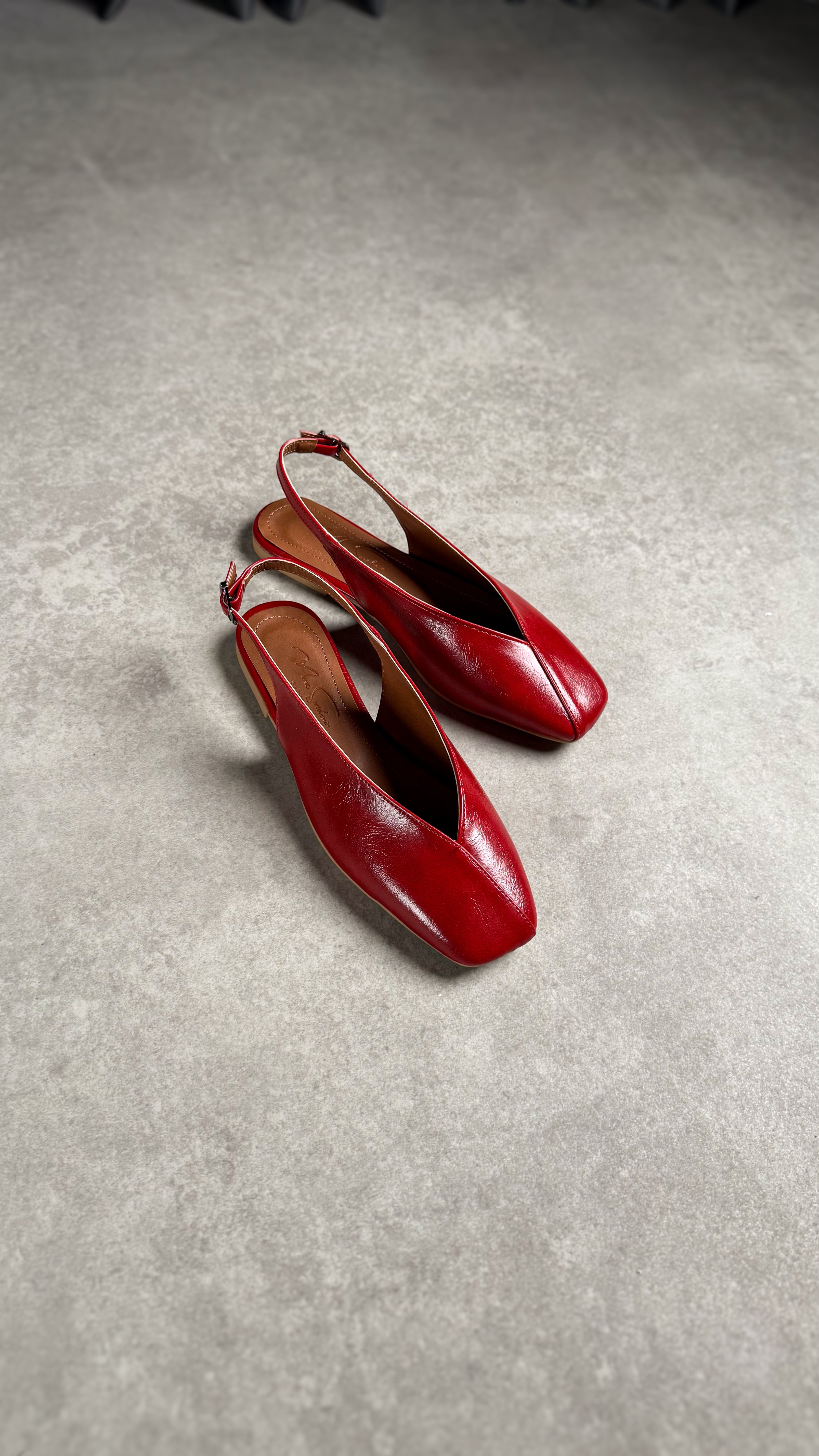Kırmızı Slingback Babet