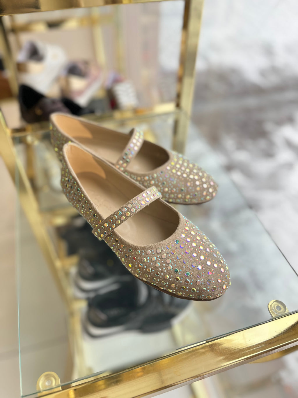 Bej taş detaylı babet