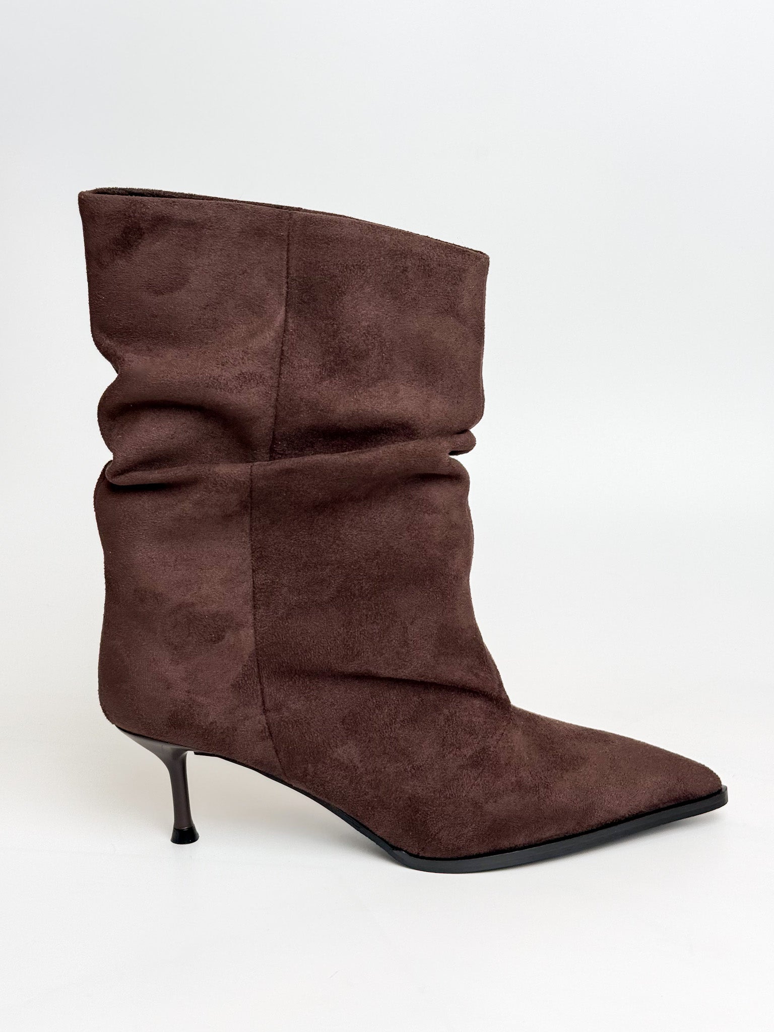 Acı Kahve Süet Büzgülü Bot