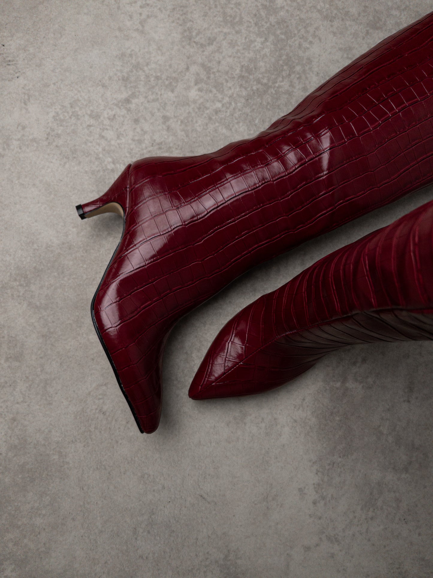 Bordo Krokodil Desenli Çizme