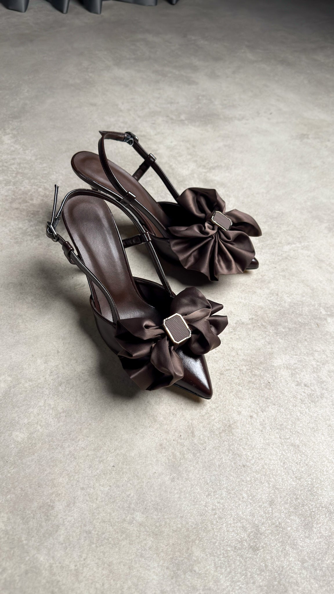 Acı Kahve Fiyonklu Slingback Topuklu Ayakkabı