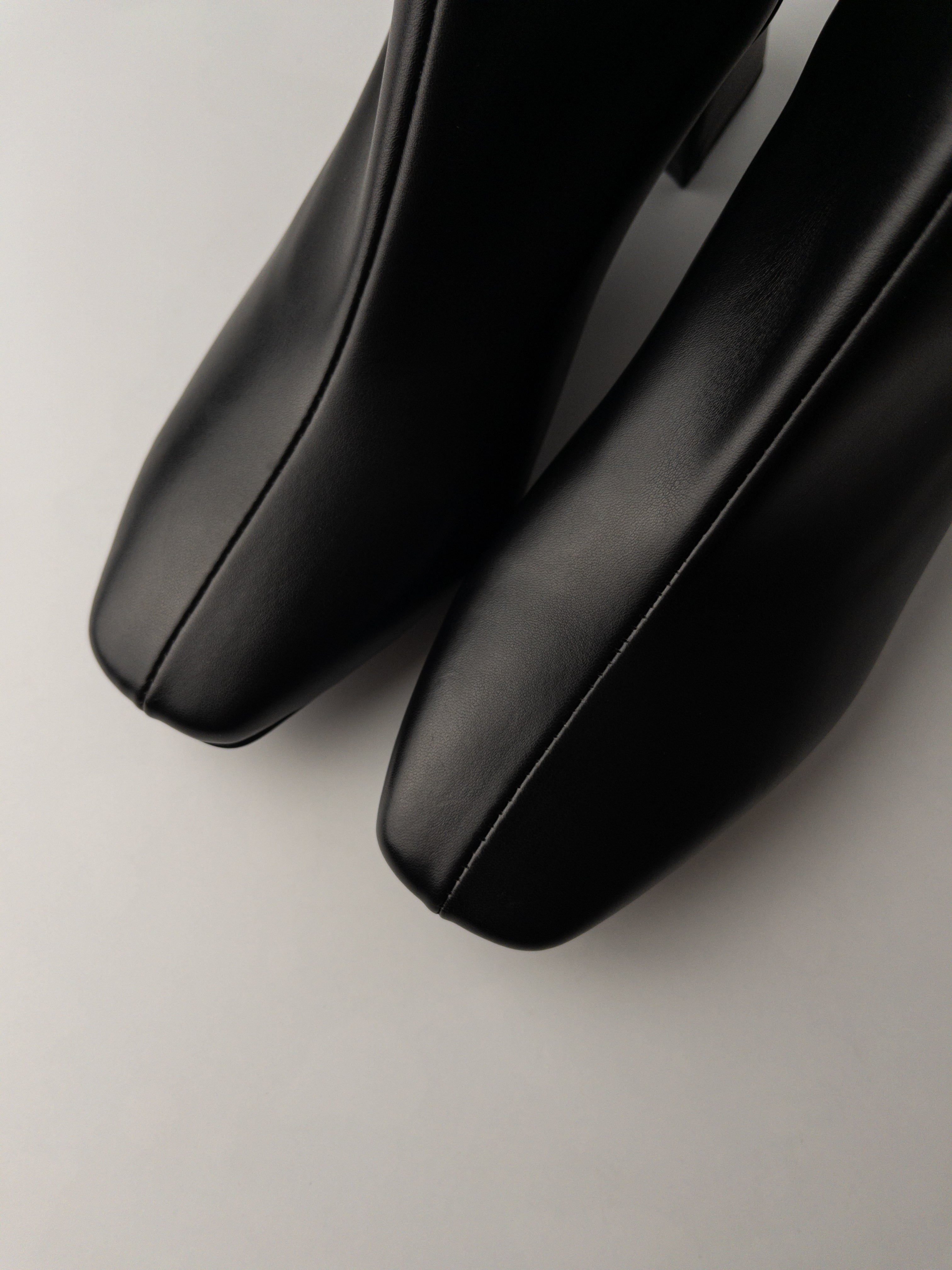 Siyah Streç Küt Burun Bot – 5 cm Topuk