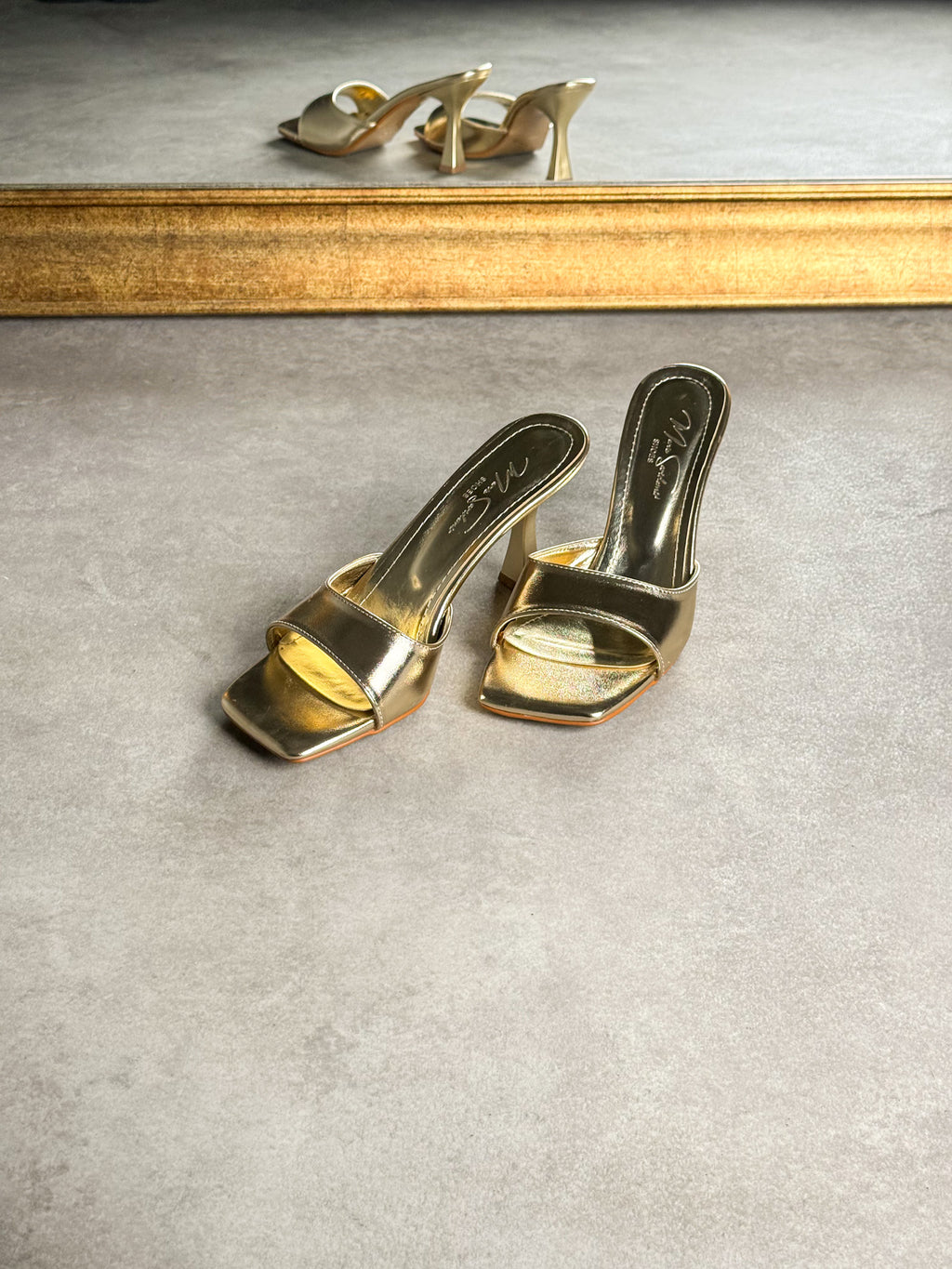 Gold Metalik Terlik – 8 cm Topuklu