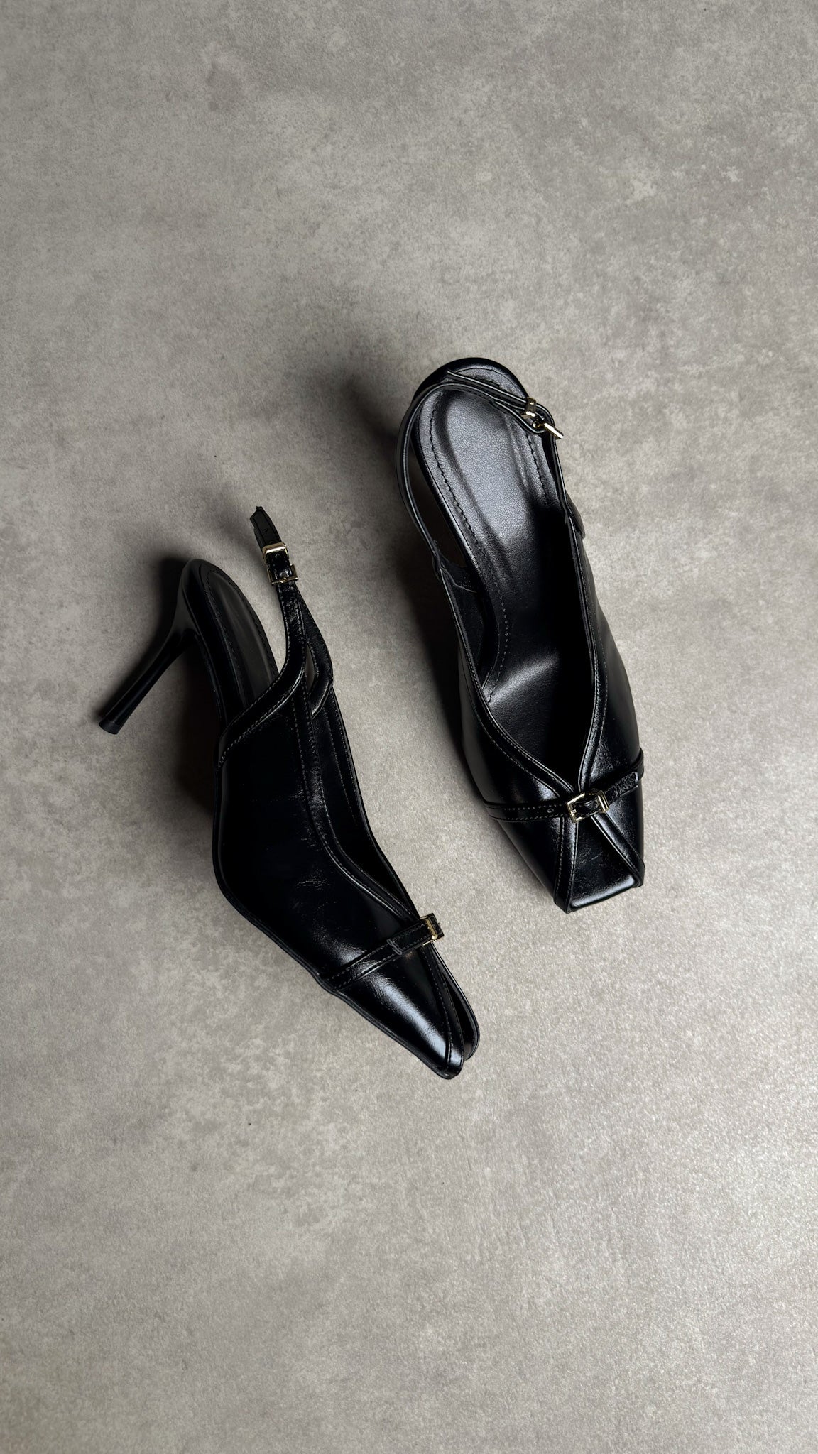 Siyah Tokalı Slingback Kare Burun Ayakkabı