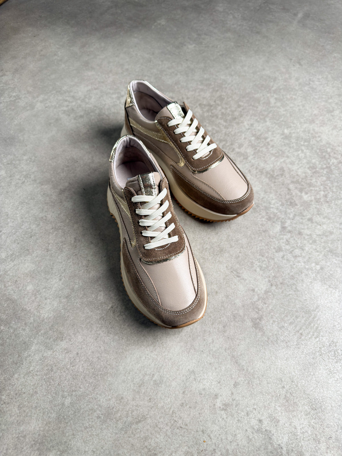 Vizon bej gold detaylı gerçek deri sneaker 2