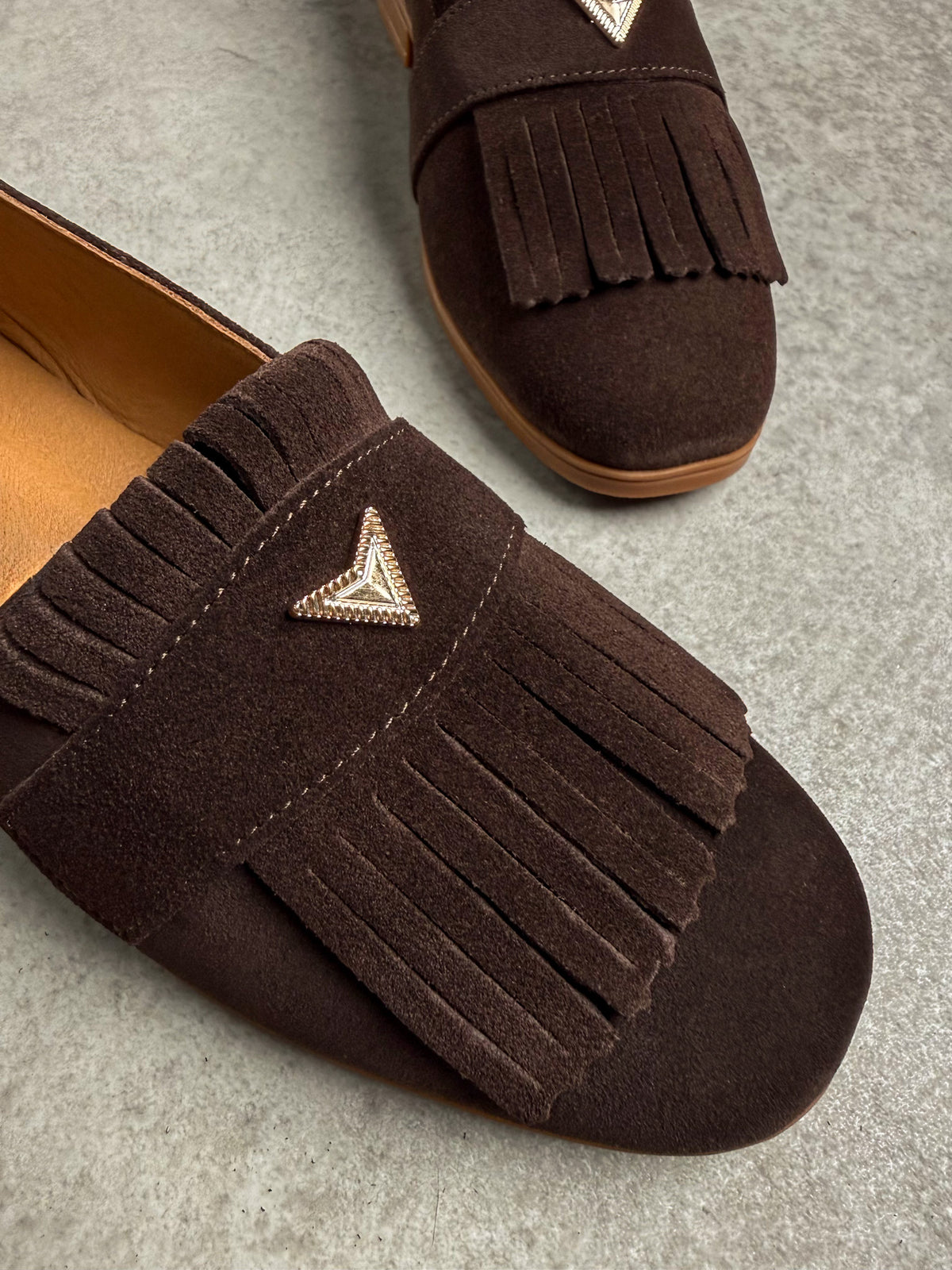 Koyu kahve püsküllü loafer 3