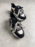 Siyah kontrast detaylı sneaker 1